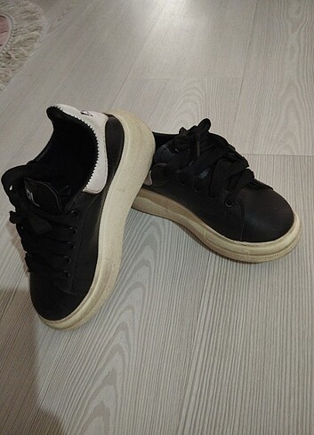29 Beden siyah Renk Temiz ayakkabı