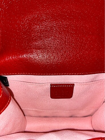 Beden Gucci mini çanta