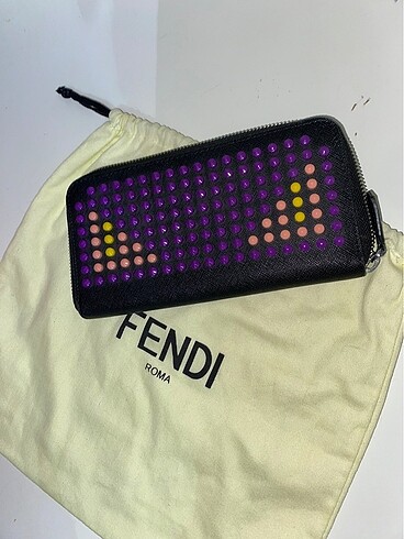 Beden Fendi cüzdan