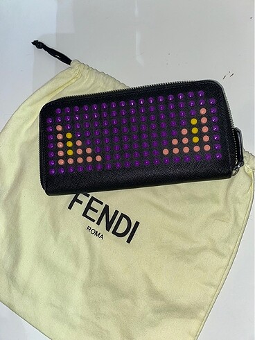 Beden siyah Renk Fendi cüzdan