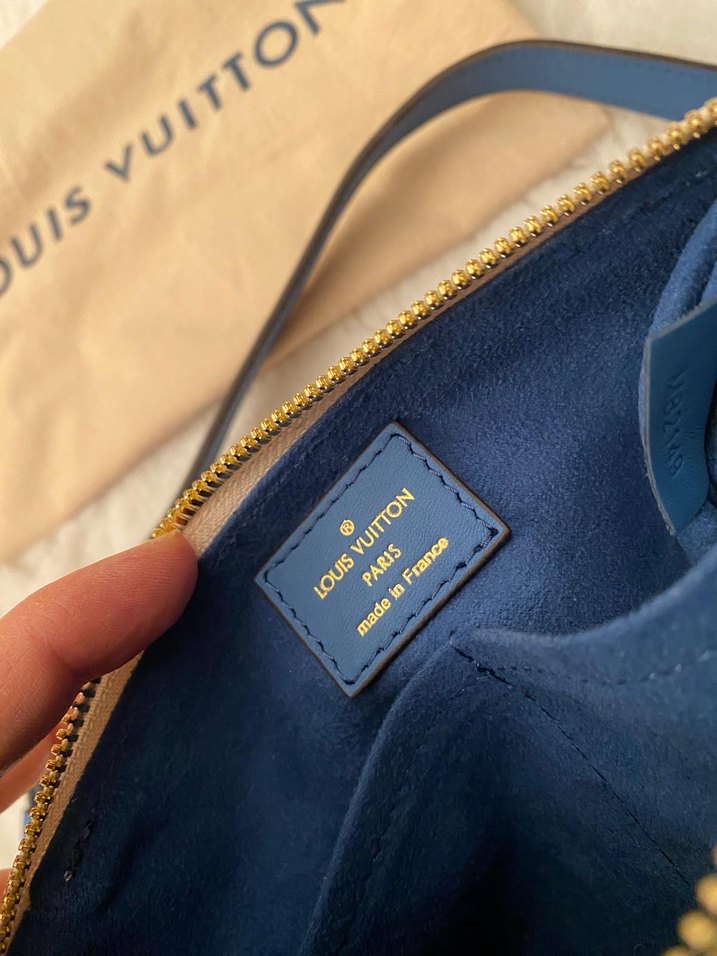 Mavi Süet Louis Vuitton Kadın Çanta - Görsel 4