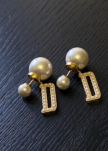 Dior D harfli  ithal küpeler - Görsel 5