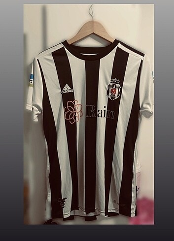 Diğer Beşiktaş forması 