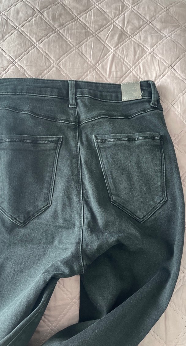 Gri Kemerli Kadın Kot Pantolon - Görsel 3