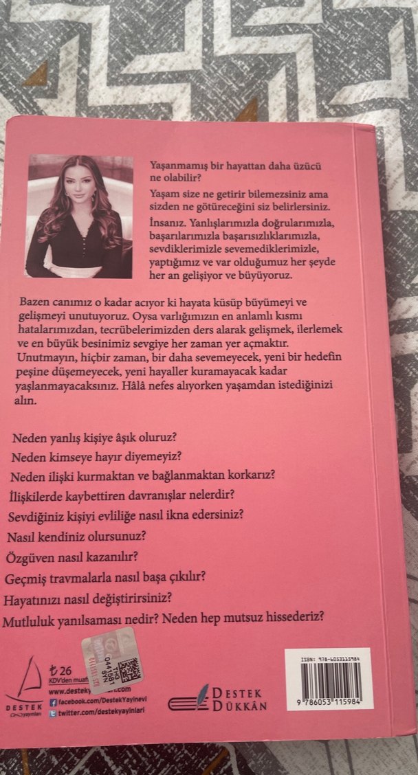 Düştüğünde Kalkarsan Hayat Güzeldir - Esra Ezmeci - Görsel 2