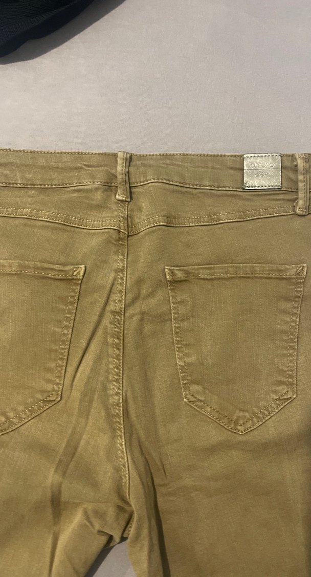 Düğmeli Bej Kadın Süet Pantolon - Görsel 3