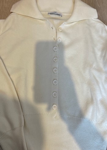 Düğmeli Beyaz Pamuklu Kadın Kazak - Görsel 3