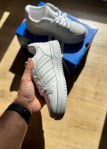 40 Beden beyaz Renk Adidas Entrap lütfen sipariş vermeden önce numara sorunuz