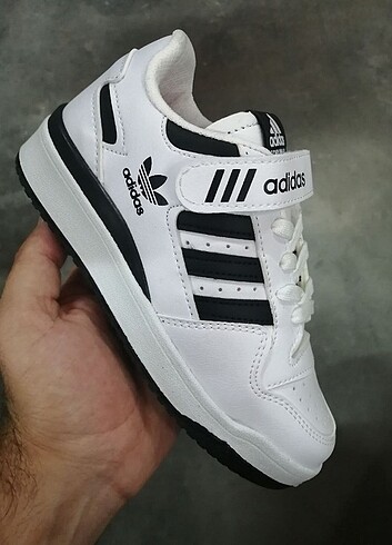 Adidas Forum beyaz siyah spor ayakkabı