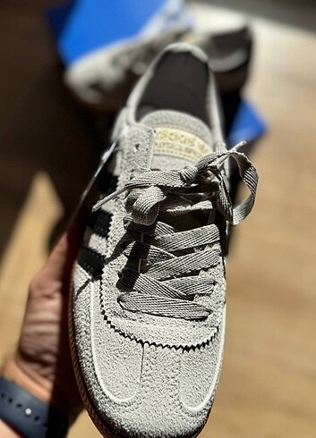 38 Beden gri Renk Adidas Spezial Handball ürün ithal üründür orjinali ile bire bi