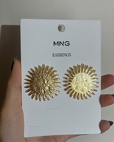  Beden Mango güneş tasarımlı altın sarısı küpe