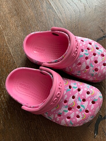 crocs terlik 