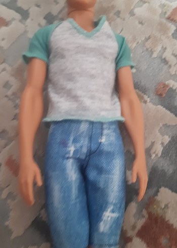 Beden Gri Tişört ve Kot Şortlu Erkek Bebek kargo bedava değil