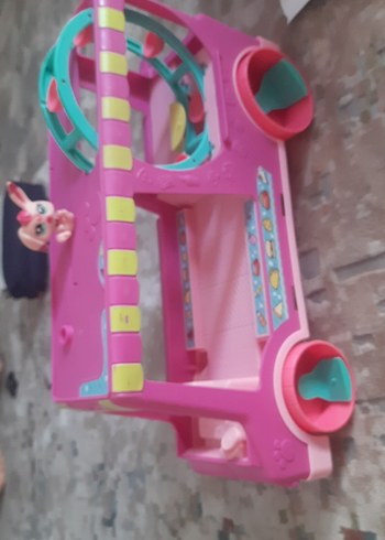 pembe miniş karavanı miniş dahildir