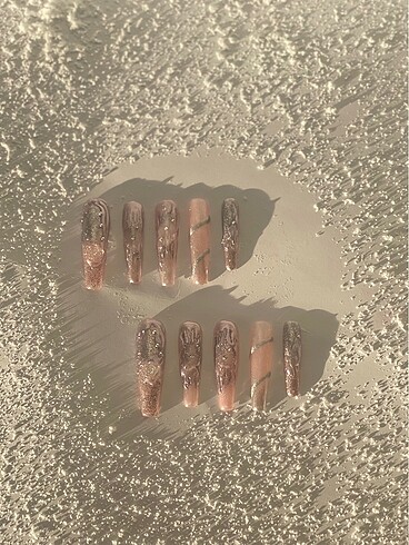 Jel destekli takma tırnak - Görsel 2