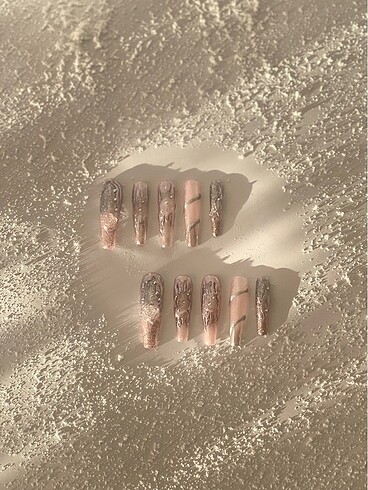 Jel destekli takma tırnak - Görsel 4