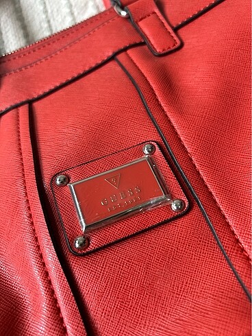 Guess kırmızı çanta, orjinal, kullanılmamış, tertemiz