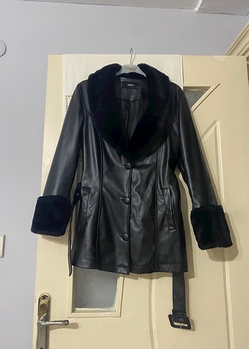 Uzun siyah  Deri Kadın Ceket - Görsel 3