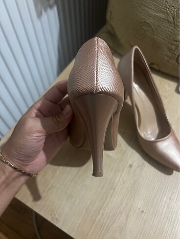 39 Beden Stiletto