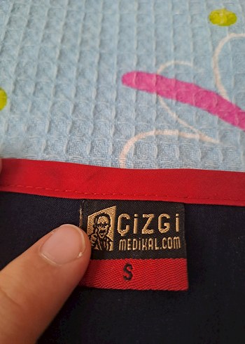 s Beden siyah Renk lacivert çizgi marka S Beden scrubs