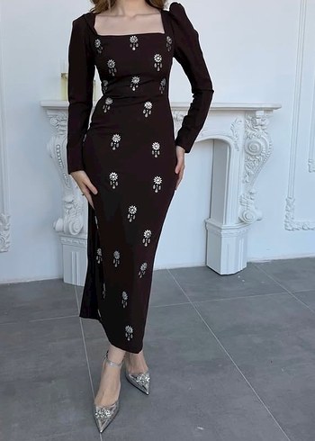 Acı kahve  İşlemeli Uzun Kollu Uzun Elbise - Görsel 2
