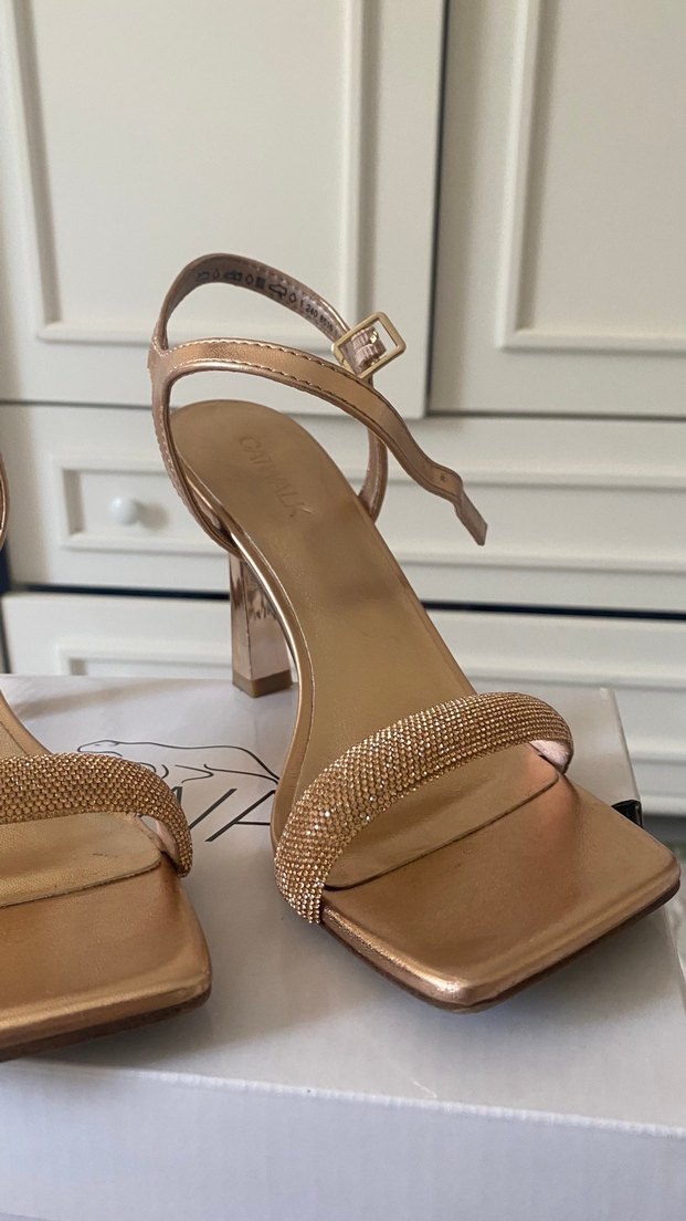 Rose gold topuklu ayakkabı - Görsel 2