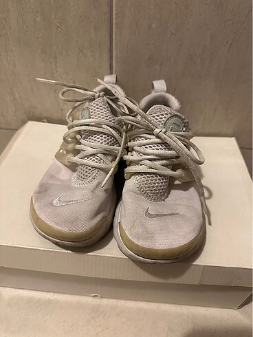 Nike Nike çocuk ayakkabı 29,5