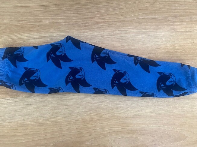 5 Yaş Beden H&M sonic pijama takımı