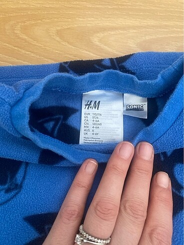 5 Yaş Beden mavi Renk H&M sonic pijama takımı