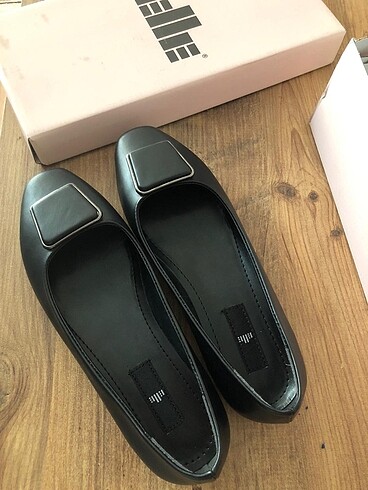 ELLE AYAKKABI 37 numara