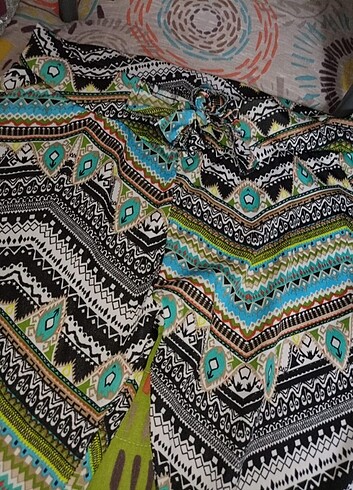 Desenli kumas pantolon