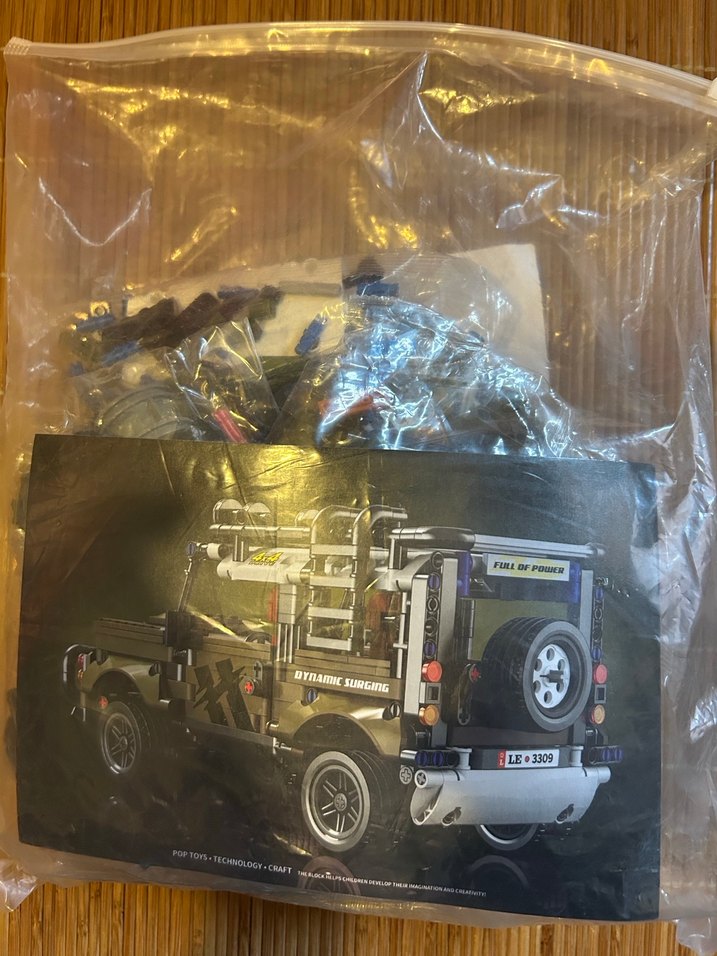 Lego 1.050 Parça Defender Safari - Görsel 2