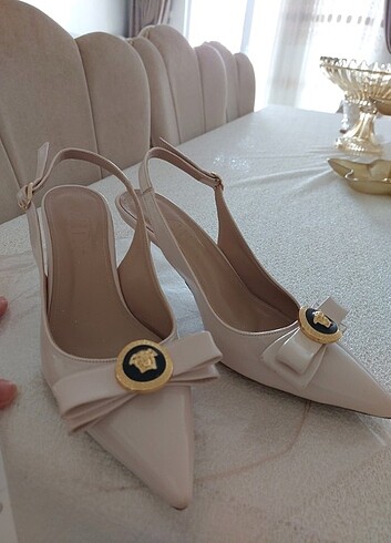 Topuklu ayakkabı versace - Görsel 2