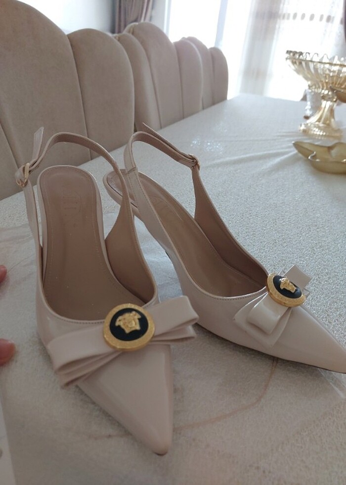 Topuklu ayakkabı versace - Görsel 2