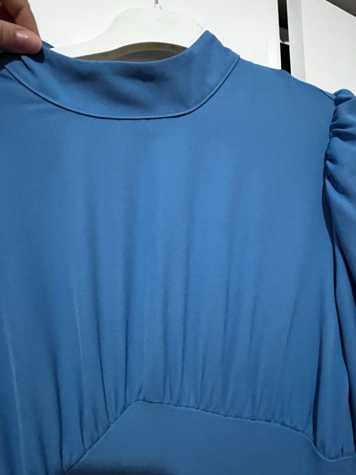 Mavi Uzun Drapeli Kadın Elbise - Görsel 2