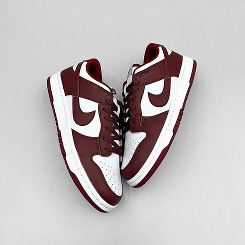 Nike Dunk Low Bordeaux