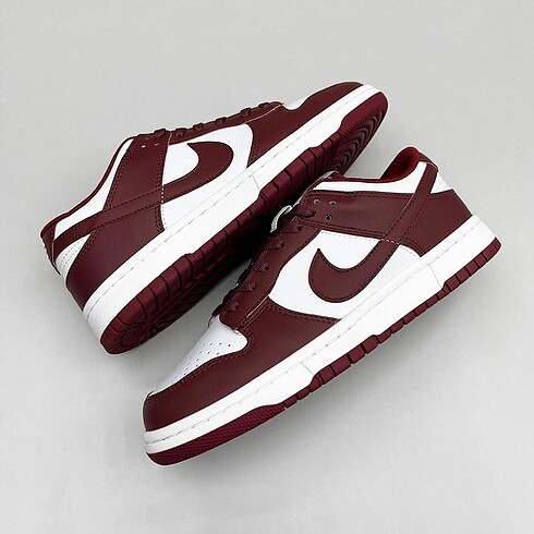 40 Beden Nike Dunk Low Bordeaux