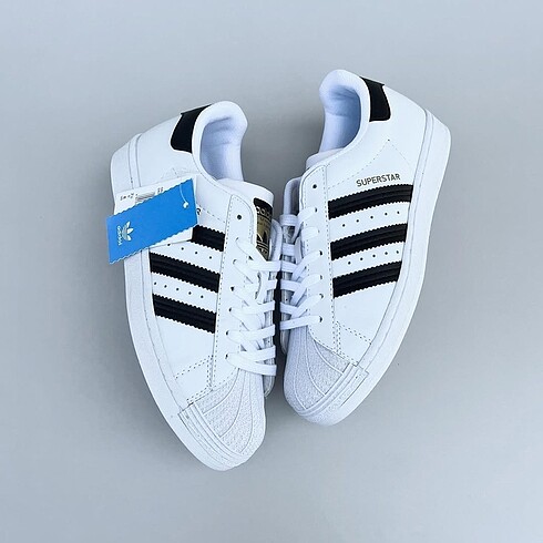 Adidas Superstar