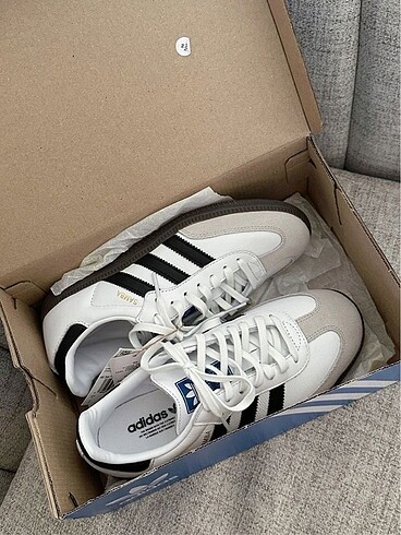 Adidas Samba