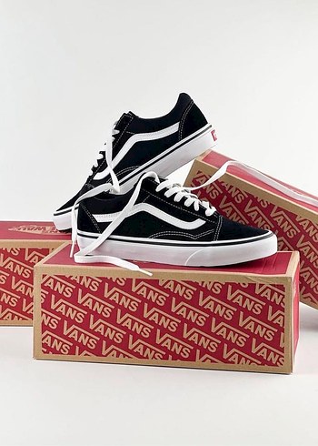 Vans Kadın Beyaz Siyah Günlük Spor Ayakkabı