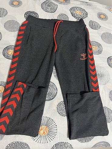 Hummel eşofman