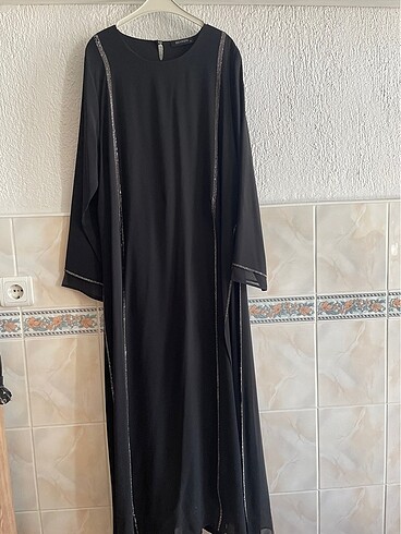 Rahat kullanım elbise . Kalıbı geniştir .