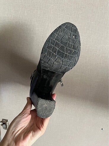 39 Beden Siyah topuklu bot 13-15cm topuk