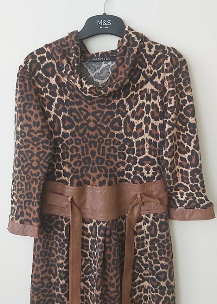 Leopar desenli kışlık elbise - Görsel 2