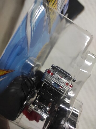  Beden Hotwheels Nissan gtr monster