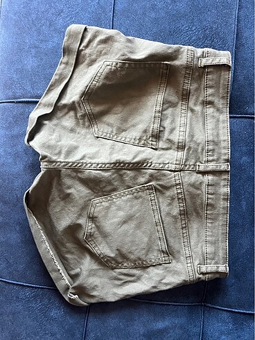 34 Beden H&M haki şort