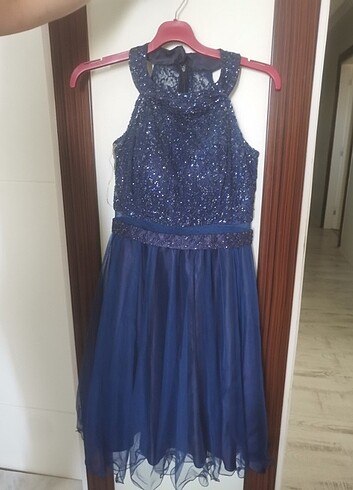 xl Beden Çok taşlı elbise