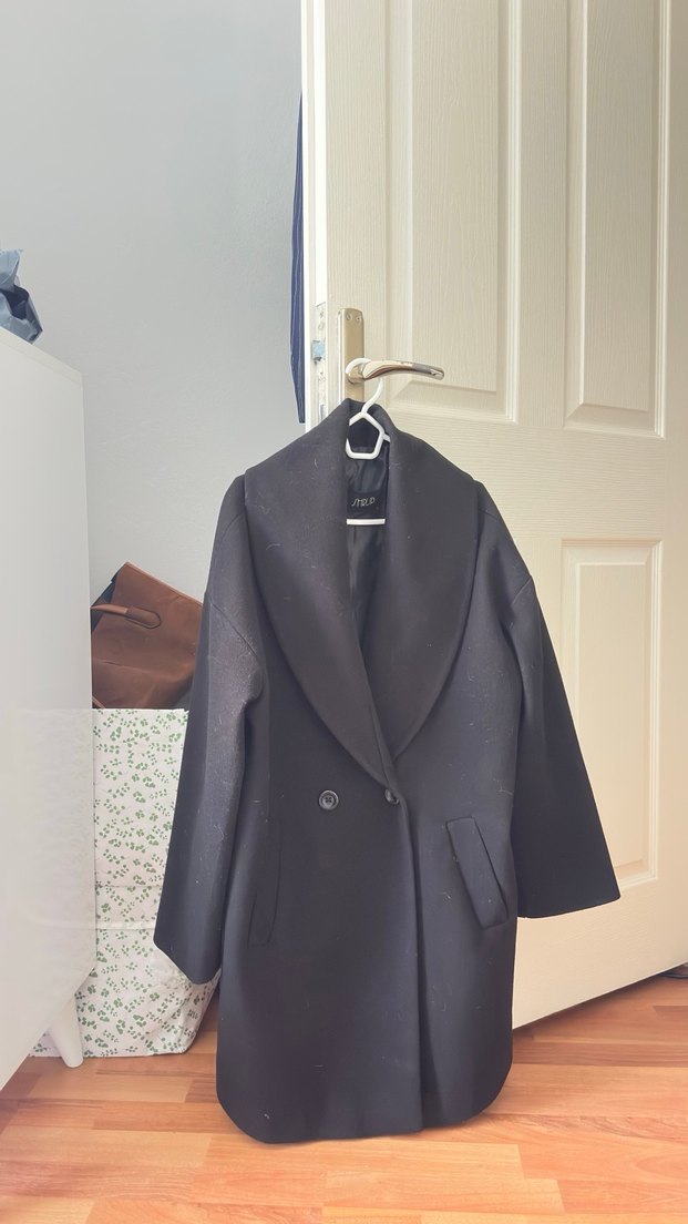 Siyah Çift Düğmeli Kaban - Görsel 2