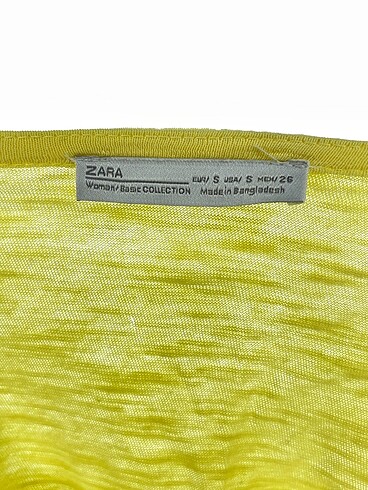 s Beden sarı Renk Zara T-shirt %70 İndirimli.