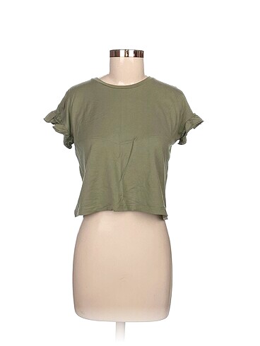 Zara T-shirt %70 İndirimli.